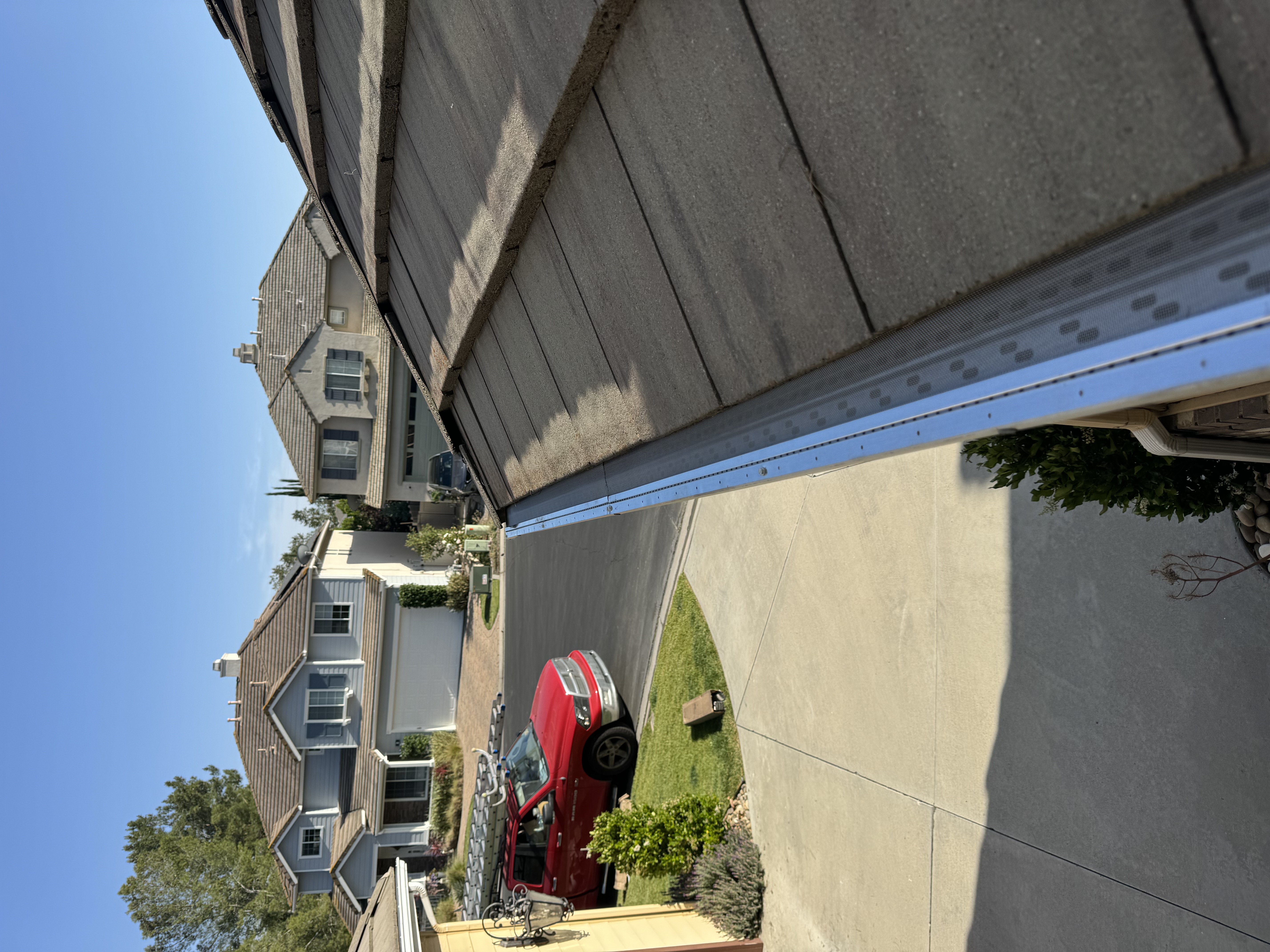 Micro-mesh guard detail